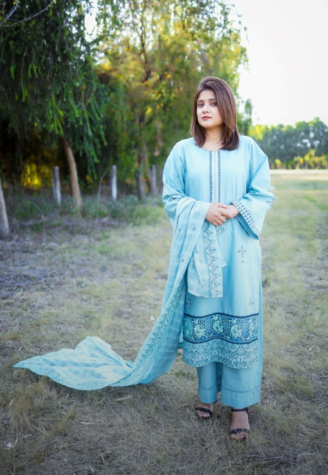 Serene Aqua - Image 4